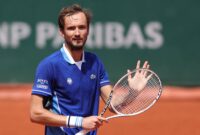Daniil Medvedev reacts after winning against Serbia's Miomir Kecmanovic during their men's singles match on day seven of the Roland-Garros Open tennis tournament at the Court Suzanne-Lenglen in Paris on May 28, 2022. (Photo by Thomas SAMSON / AFP)