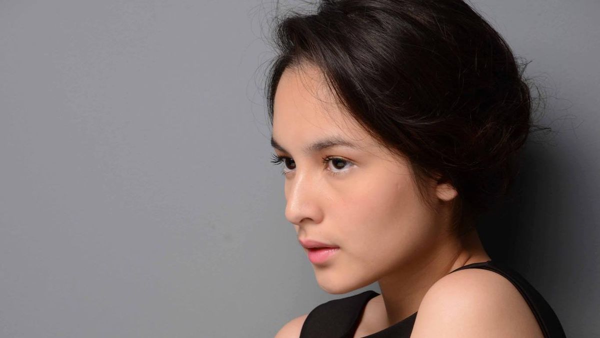 “Chelsea Islan Ungkap Alasan Mundur dari Dunia Akting: Ingin Fokus pada Keluarga dan Pendidikan Anak Jalanan”