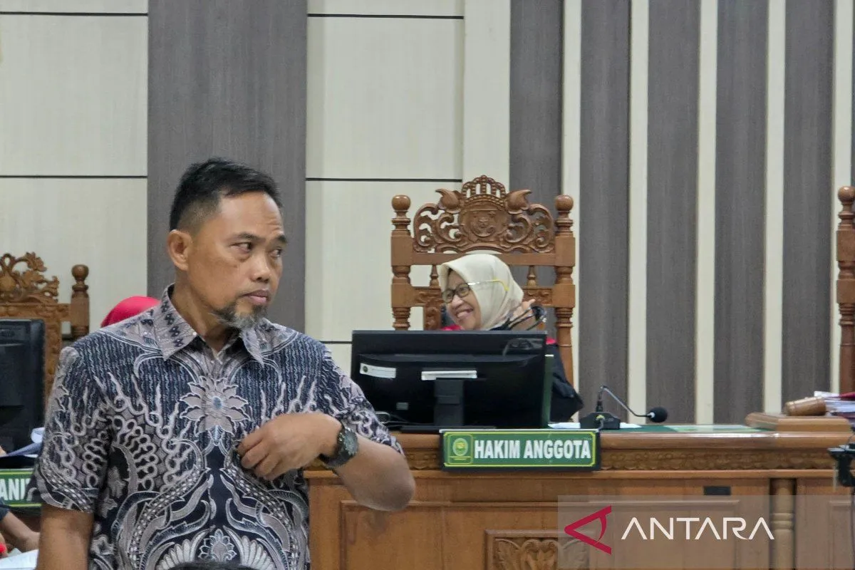Sidang Korupsi Bupati Cilacap Ungkap Aliran THR Rp265 Juta kepada Lima Pejabat Forkopimda